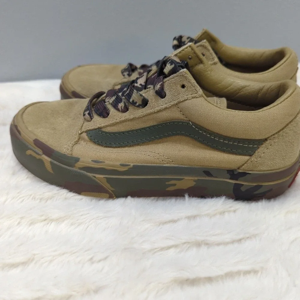 Vans Kids Old Skool Canvas Sneakers Cornstalk/Camo Lace-Up Size‎ 13 EUC